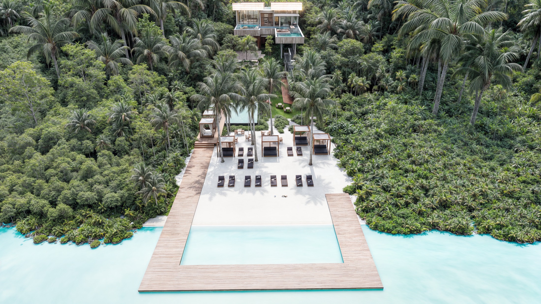 Un hotel de talla internacional, inmerso en ríos